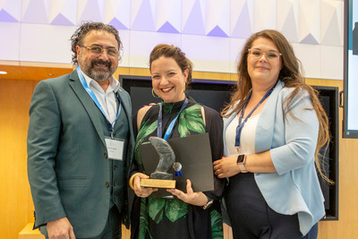 Caroline Ouellet, lauréate du Prix d’excellence en enseignement 2026 de la Faculté de l’apprentissage continu